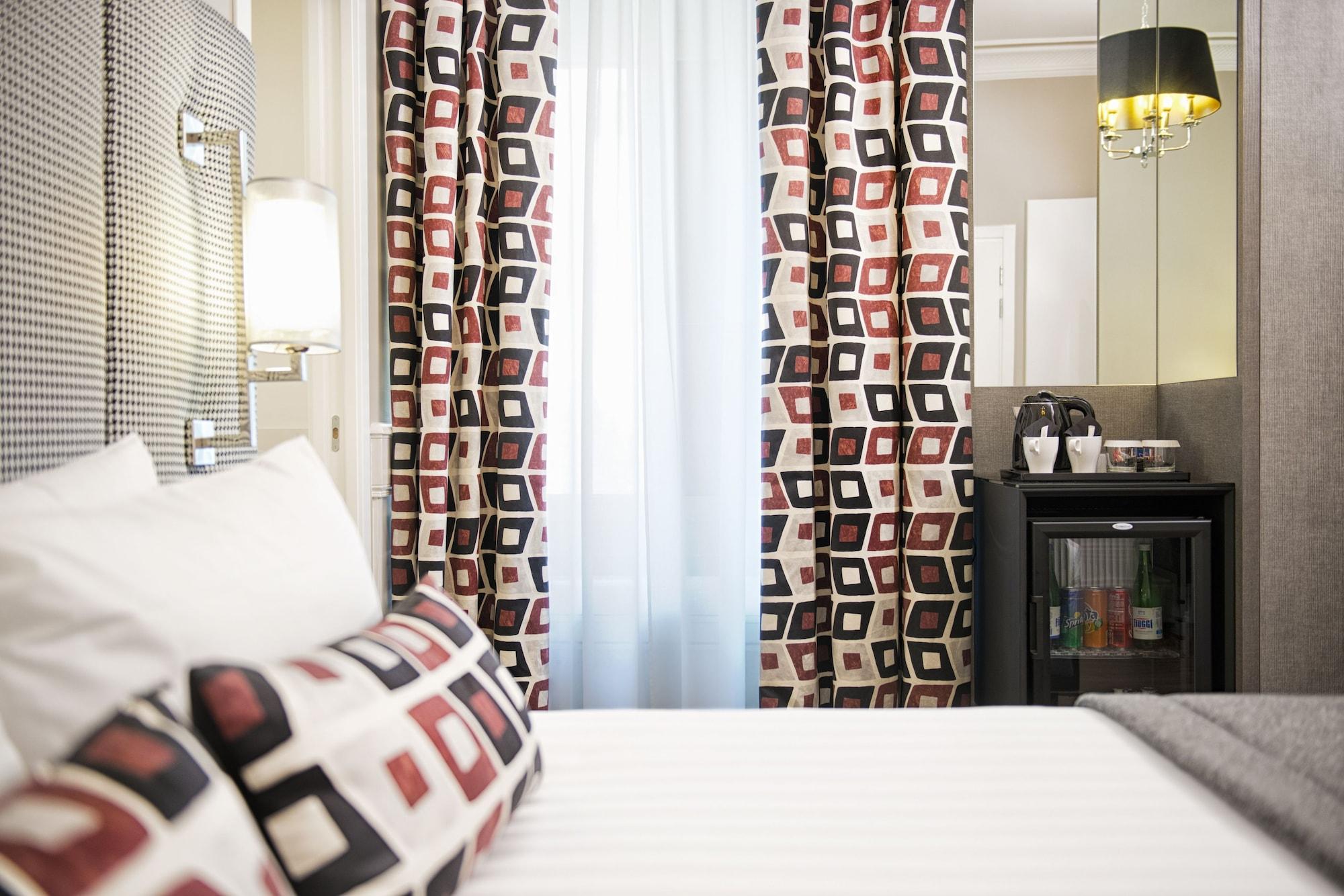 The Independent Suites Рим Екстер'єр фото