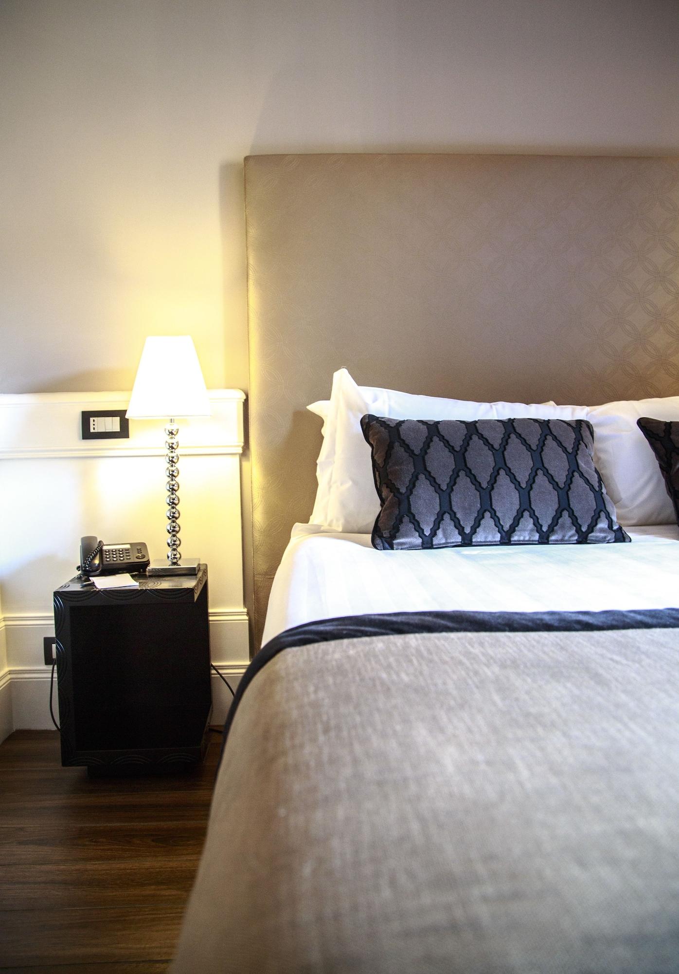 The Independent Suites Рим Екстер'єр фото