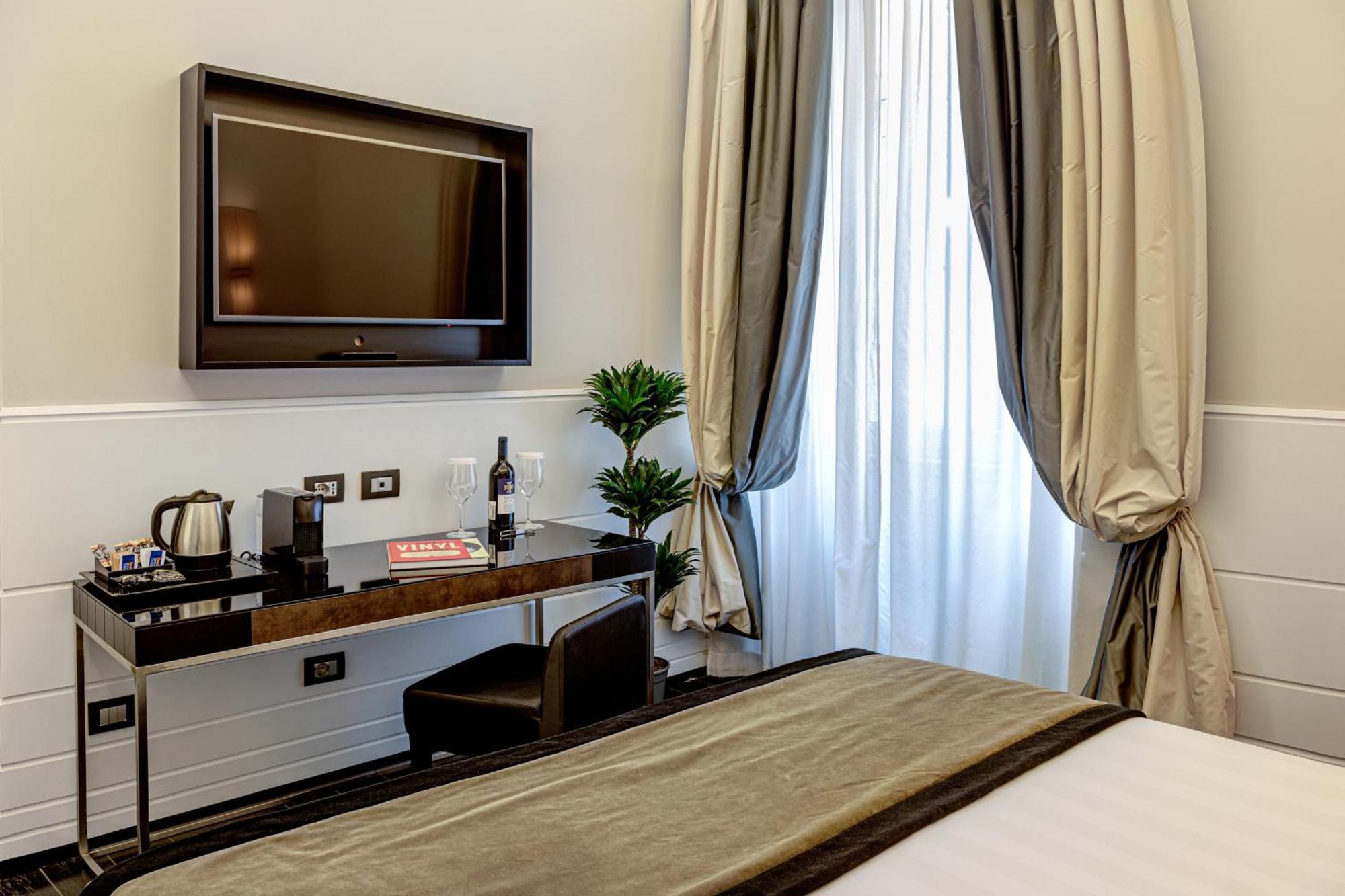 The Independent Suites Рим Екстер'єр фото